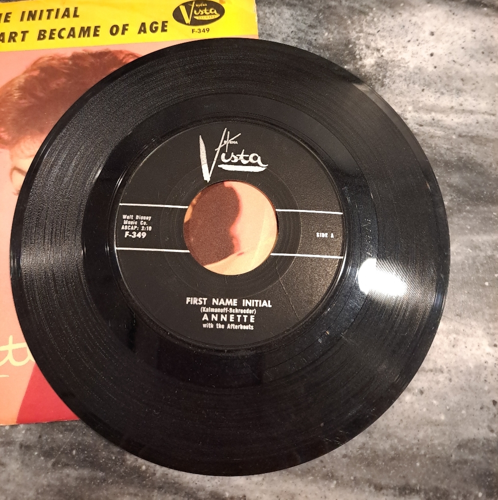 Annette Funicello -  Annette 45 RPM - Picture 3 of 4